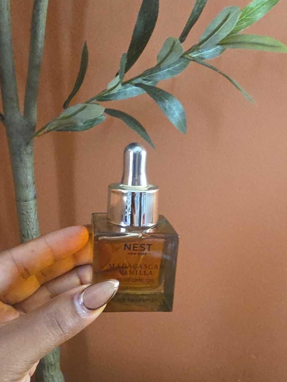 NEST New York Madagascar Vanilla Perfume Oil 30 mL / 1 fl oz - NWOT!
